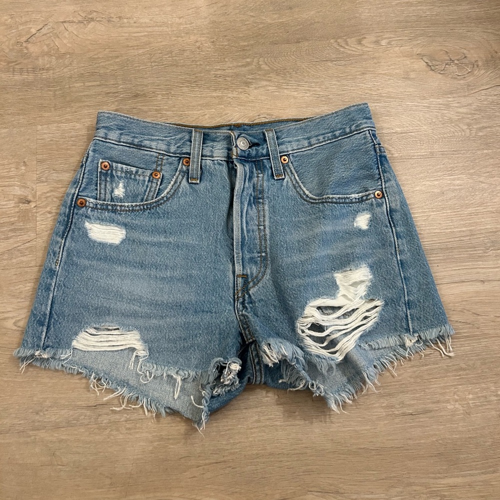 Levi’s 501 size 24 shorts
